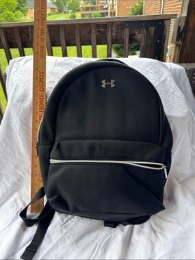 Under Armour Black Everyday Zip-Front Backpack